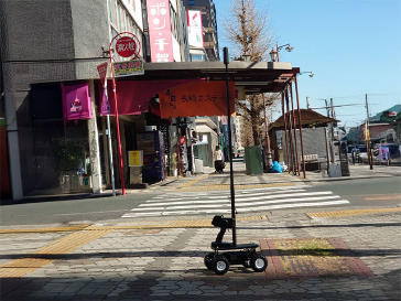 陸上ドローンの画像